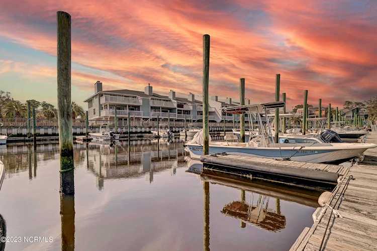 109 Teakwood Drive Carolina Beach, NC 28428