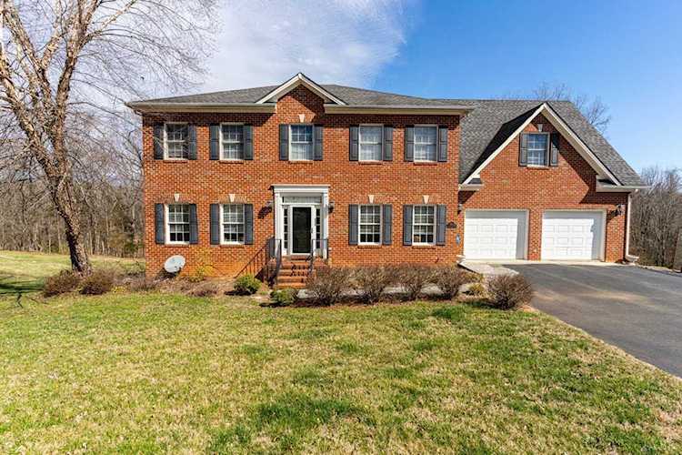 1583 Ty Bluff Forest, VA 24551