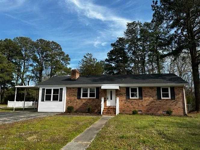 825 Garden Ln Suffolk VA 23434 | MLS# 10479448 - WilliamLayton.com Photo 1