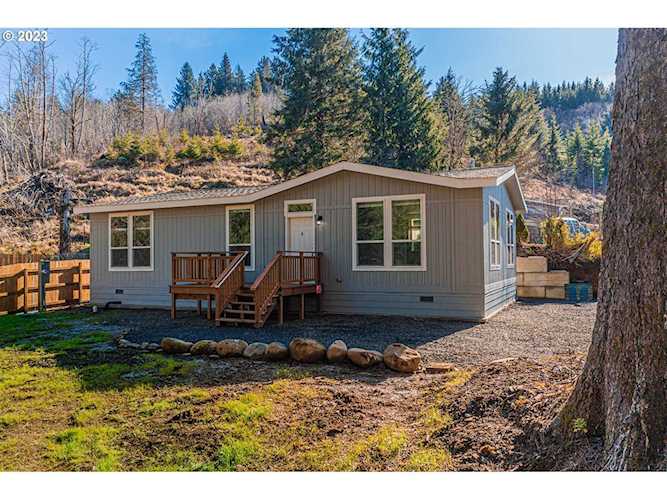 833 N Deerlane LOOP Otis, OR 97368