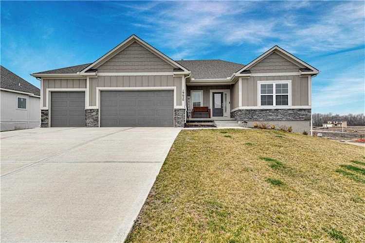 19620 Norton St Spring Hill, KS 66083