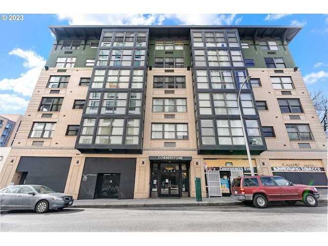 1134 SW Jefferson ST #403 Portland, OR 97201