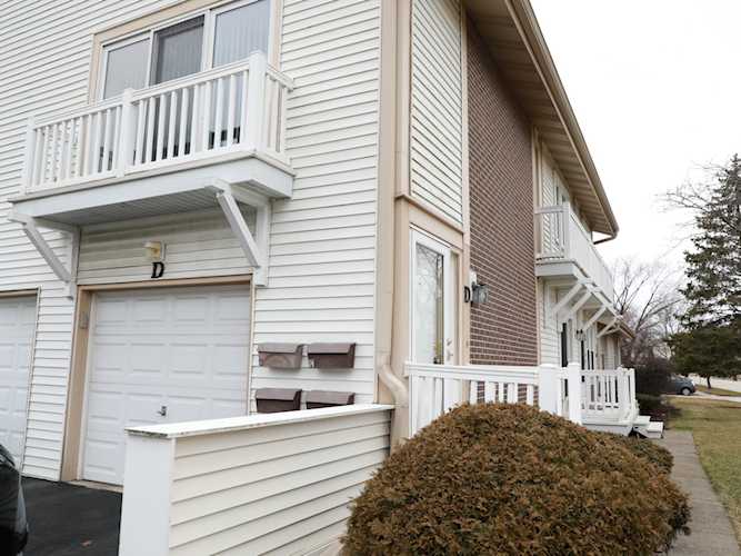 PHOTOS & DETAILS: 306 Northwestern Ct #D, Bloomingdale, IL 60108 For Sale - MLS #11725996 - Photos, Virtual Tour, School Info - Real Estate Listing Info Photo 1