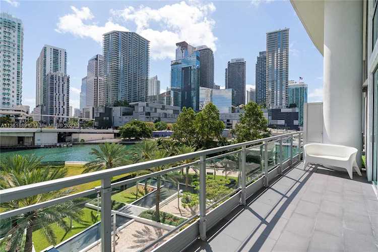 92 SW 3rd St #510 Miami, FL 33130