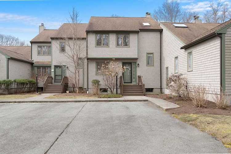 13 Country Way #13 Dartmouth, MA 02748