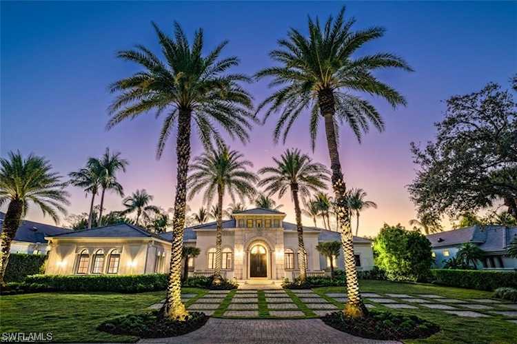 1429 Nighthawk Pt Naples, FL 34105