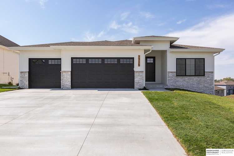 7316 Kilpatrick Parkway Bennington, NE 68007 | MLS 22305835 Photo 1