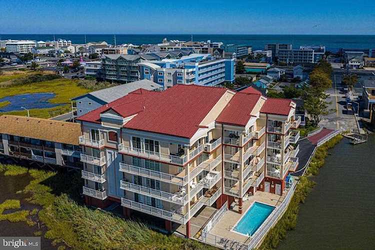 124 W 75th St #401 Ocean City MD is a condo for sale | BEACHLIFE | Thee Christina C Photo 1