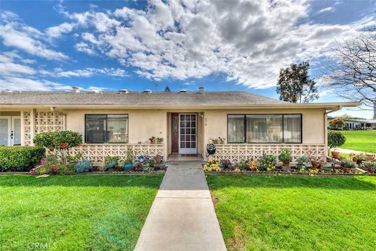 1431 Homewood Rd #M5-97G Seal Beach, CA 90740 | MLS PW23030642 Photo 1