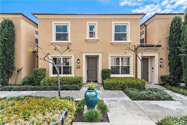 63 Fairymoss Irvine, CA 92620 | MLS OC23048633 Photo 1