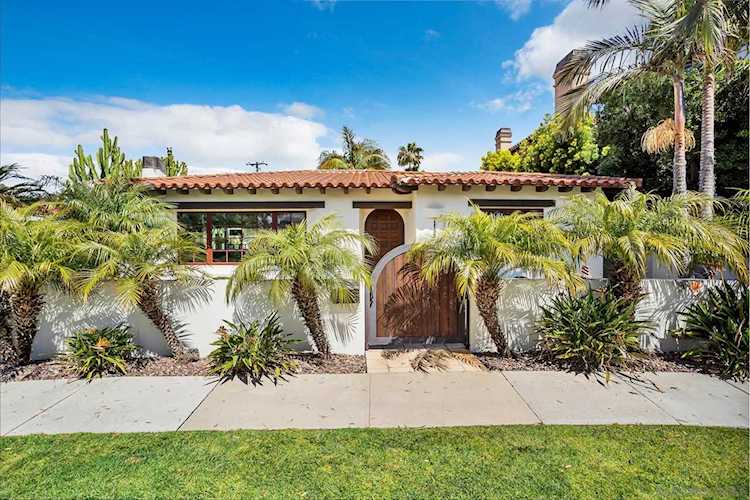 1130 Pine St Coronado, CA 92118