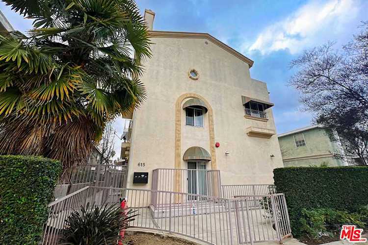 615 S Wilton Place #D Los Angeles, CA 90005