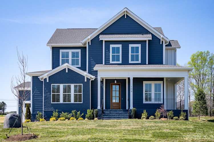 109 Ryleigh Dan Place Mooresville, NC 28115