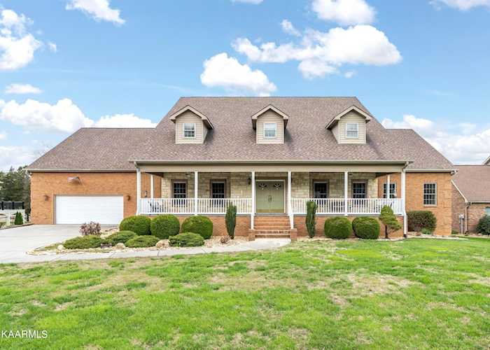 154 Bradford Village Way Kingston, TN 37763