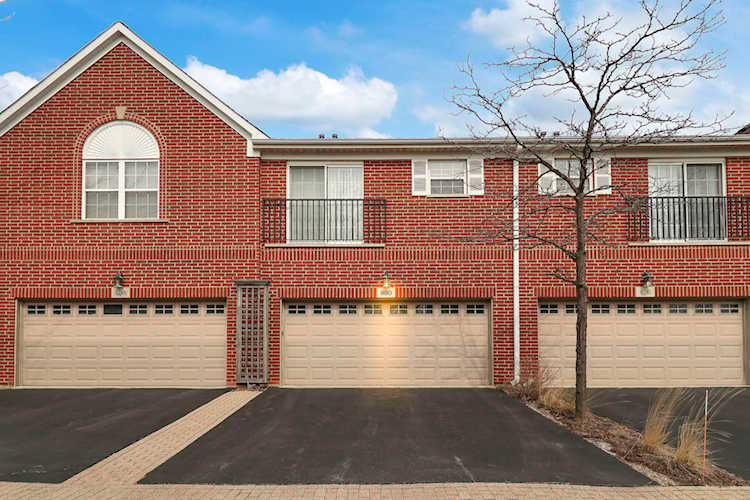 980 Enfield Dr Northbrook, IL 60062
