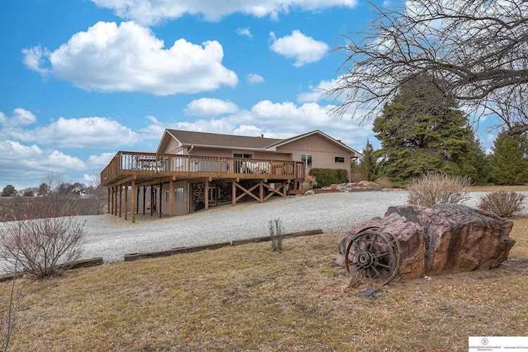 20392 High Hill Ln Arlington, NE 68002
