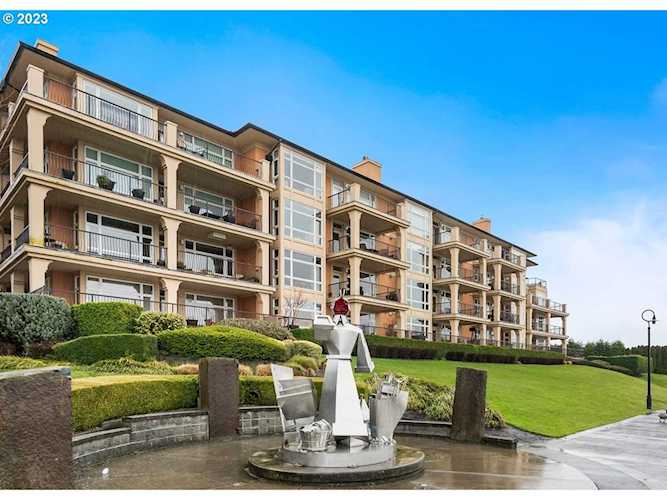 2015 SE Columbia River DR #120 Vancouver, WA 98661