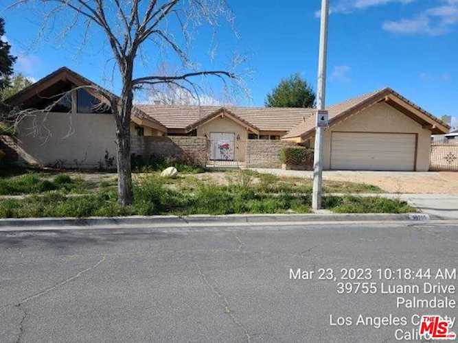 39755 Luann Dr Palmdale, CA 93551