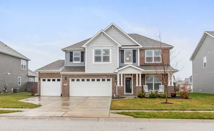 8780 Castleblaney Dr Brownsburg, IN 46112 | MLS 21912277 Photo 1