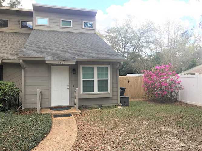 1209 Brafforton Dr Tallahassee, FL 32311