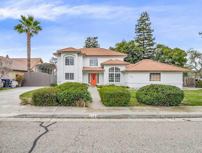 1147 N Crenshaw St Visalia, CA 93291 | MLS 222789 Photo 1