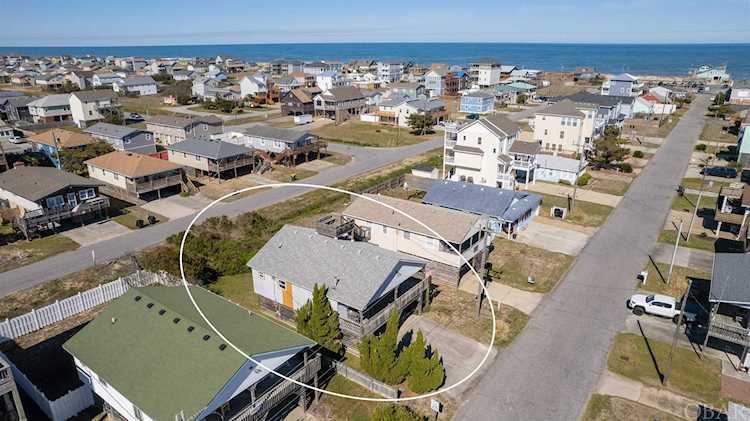 104 E Sportsman Drive Kill Devil Hills, NC 279489206