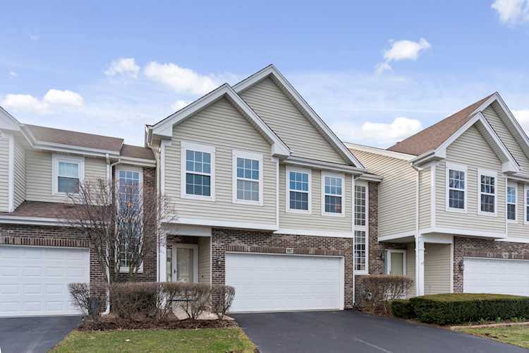 987 Willow St Itasca, IL 60143