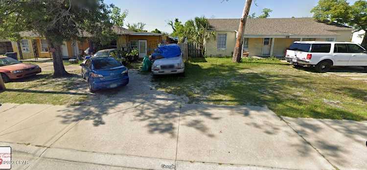627-635 E 7th Panama City, FL 32401