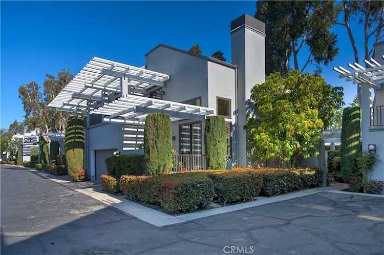 19 Southwind #63 Irvine, CA 92614