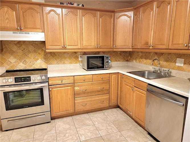 8120 SW 24th St #109 North Lauderdale, FL 33068