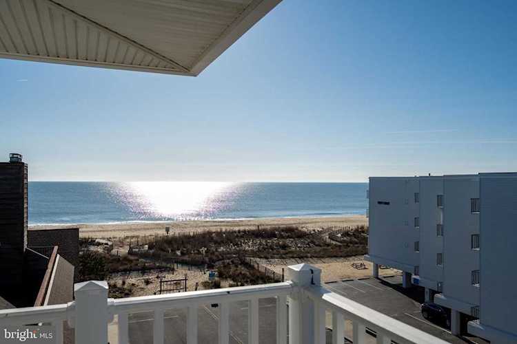 6 127th St #405 Ocean City, MD 21842 | MLS MDWO2012840 Photo 1