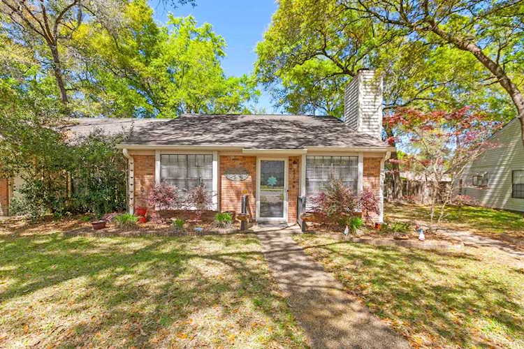 2704 Via Milano Ave Tallahassee, FL 32303