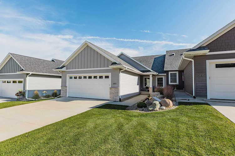 3813 Trent Ln Waterloo, IA 50701