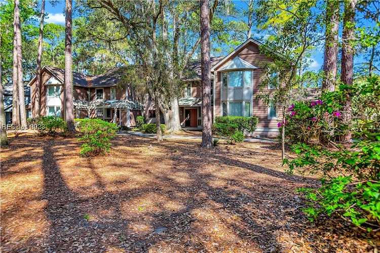 31 Shipyard Dr 3E Hilton Head Island, SC 29928 MLS 433469