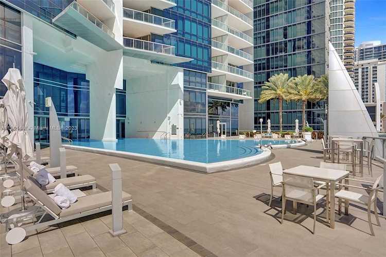 17121 Collins Ave #4408 Sunny Isles Beach, FL 33160