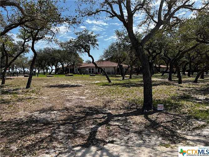 1137 Acorn Dr Fulton, TX 78358