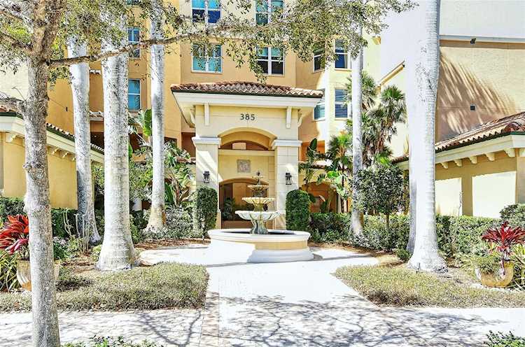 385 N Point Rd #304 Osprey, FL 34229