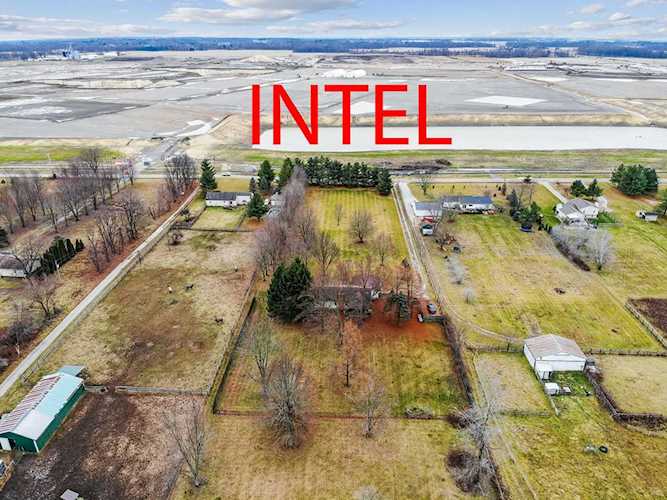 11850 Green Chapel Road Johnstown, OH 43031