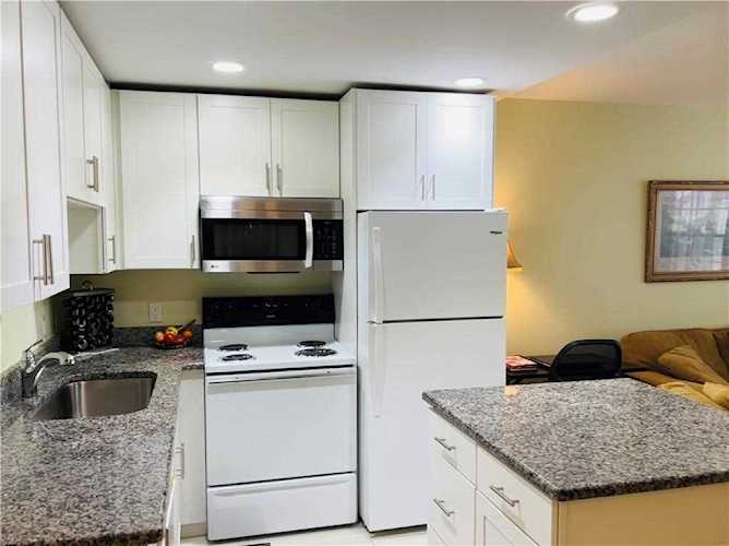 54 Lyndhurst C #54 Deerfield Beach, FL 33442