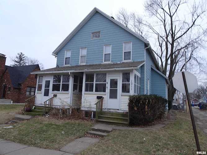1209 W 15th St Davenport, IA 52804 | MLS QC4239960 Photo 1