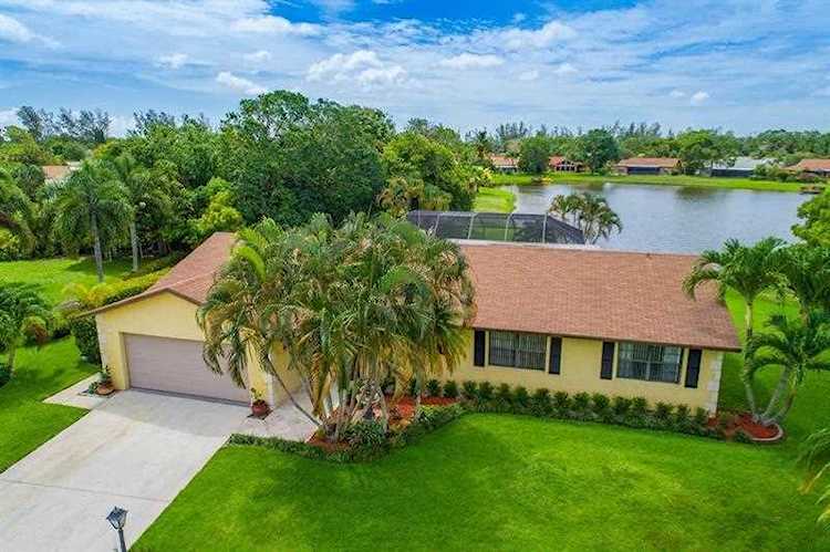 5270 Chelan Cv Lake Worth, FL 33467