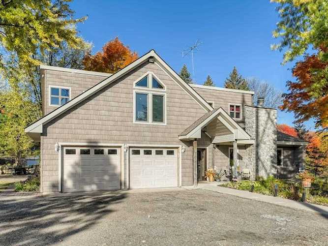 2631 Deer Hill Road Medina, MN 55356