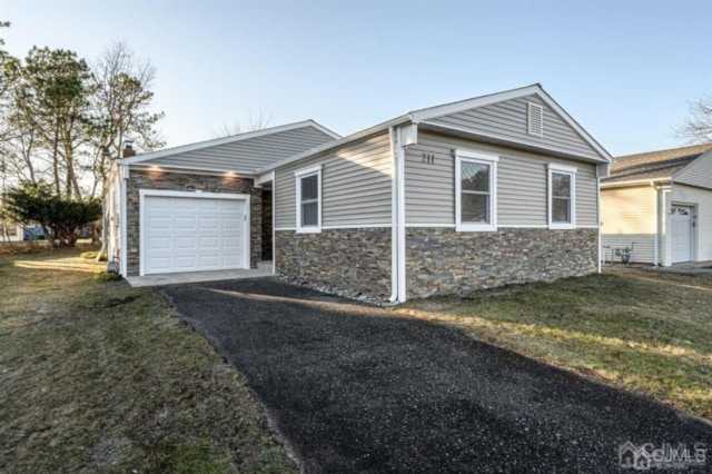 211 Orlando Boulevard Toms River, NJ 08757