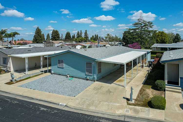 3024 S Avocado St Visalia, CA 93277