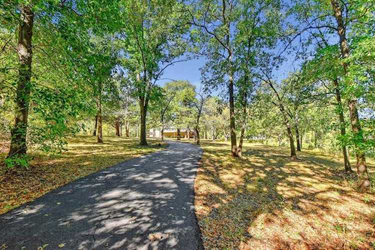 101 Mourning Dove Lane Denison, TX 75020