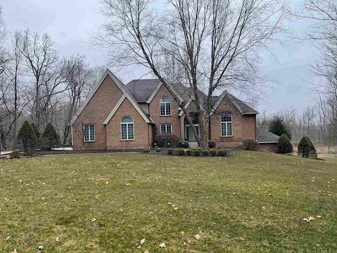 2620 Wildwood Lane Winona Lake, IN 46590