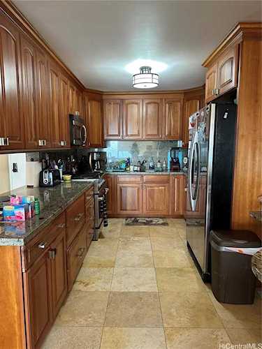 1600 Ala Moana Boulevard #2806 Honolulu, HI 96815