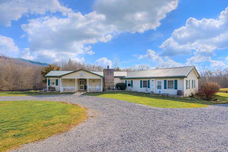 2155 Leonard Long Rd Renick, WV 24966