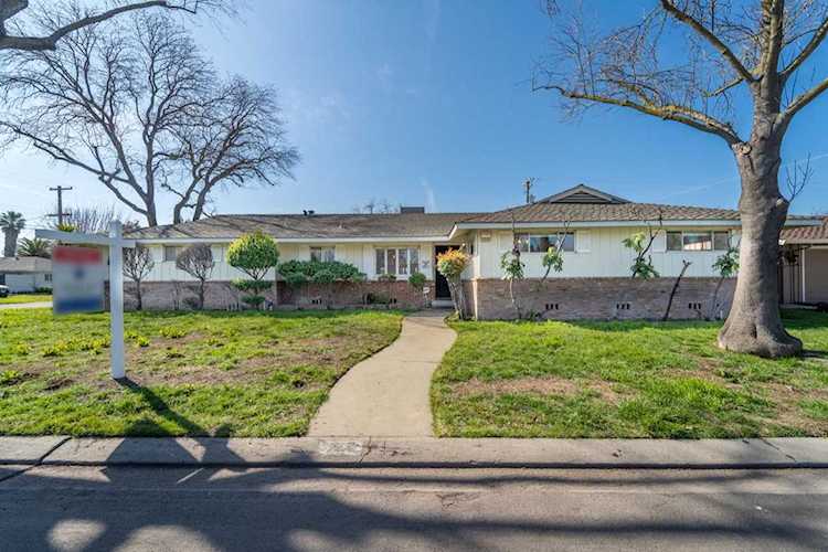 1132 Purdue Avenue Modesto, CA 95350