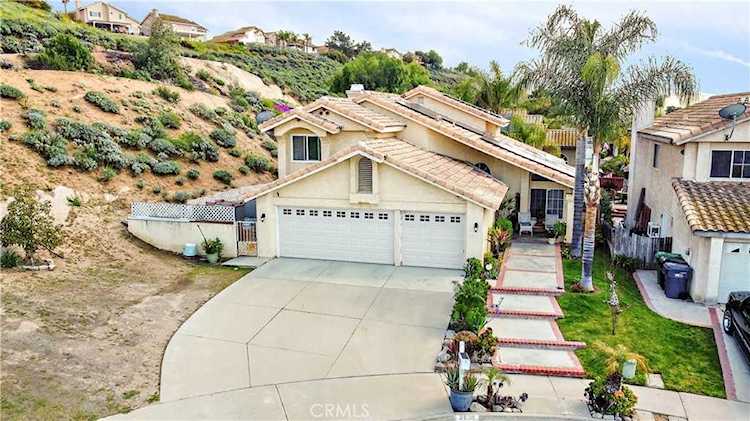2638 Vonita Corona, CA 92879 | MLS IG23050448 Photo 1